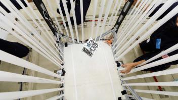 Inside view of HDD CubeSat chamber